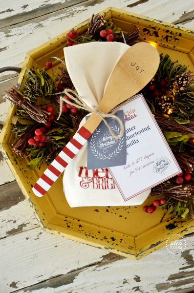Happy Holidays: Friend and Neighbor Gift idea - Tatertots and Jello