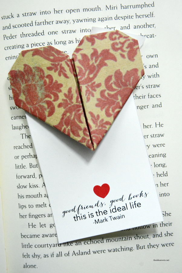 DIY kawaii Bookmarks / Origami Bookmarks idea / How to make a paper  bookmark / Crafts idea 