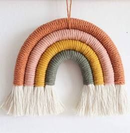 11 Easy Yarn Crafts Anybody Can Make - Dabbles & Babbles