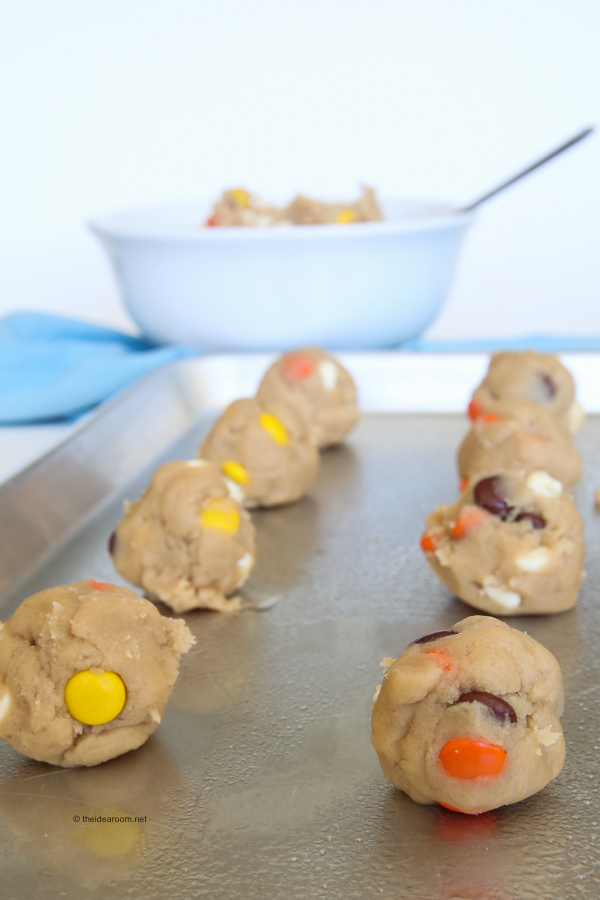 reeses-pieces-cookies-theidearoom-net-3 - The Idea Room