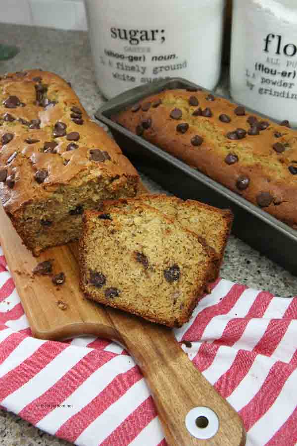 Peanut Butter Banana Bread Recipe with Chocolate Chips