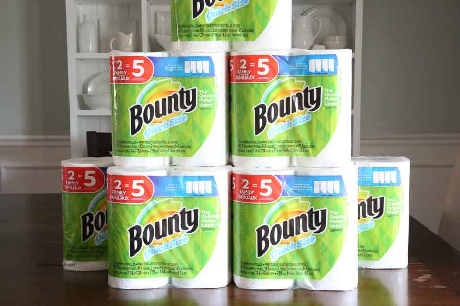 Cleaning Paper Towels Concept Border Image Paper Towels Spray