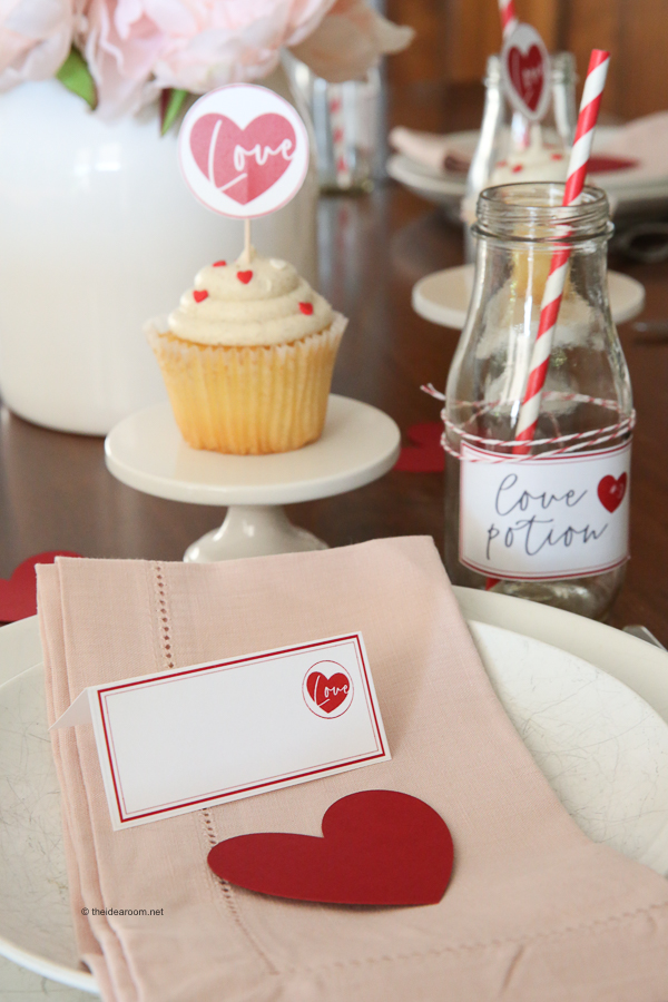 Valentines Day Table Decorations - The Idea Room